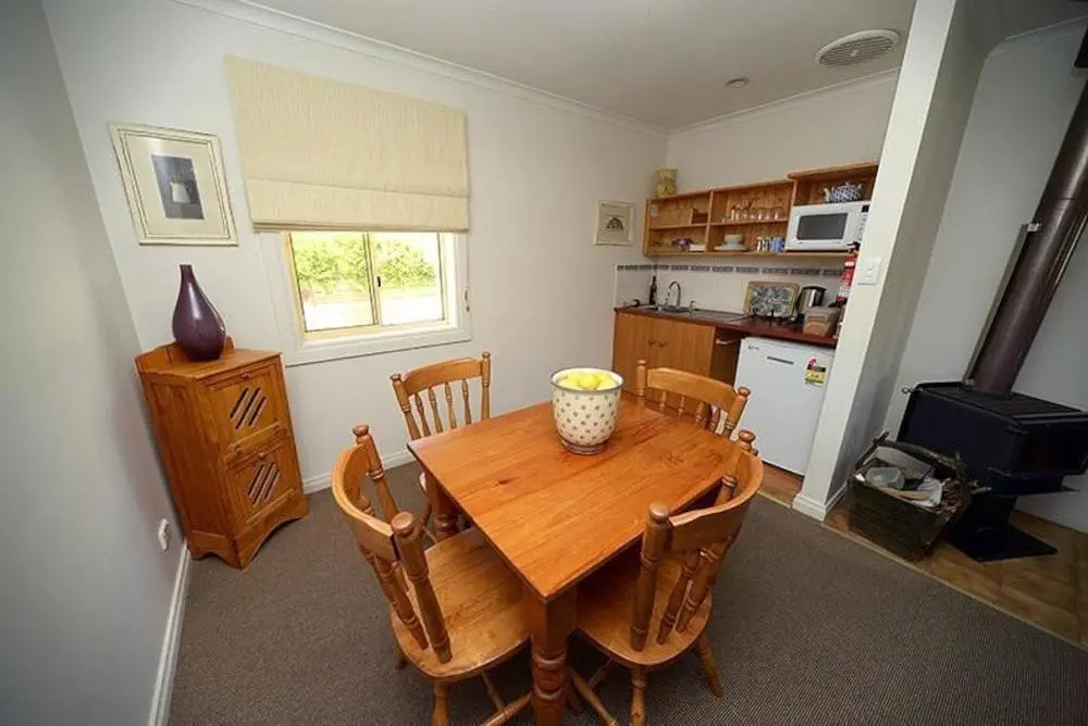 Riesling Trail & Clare Valley Cottages