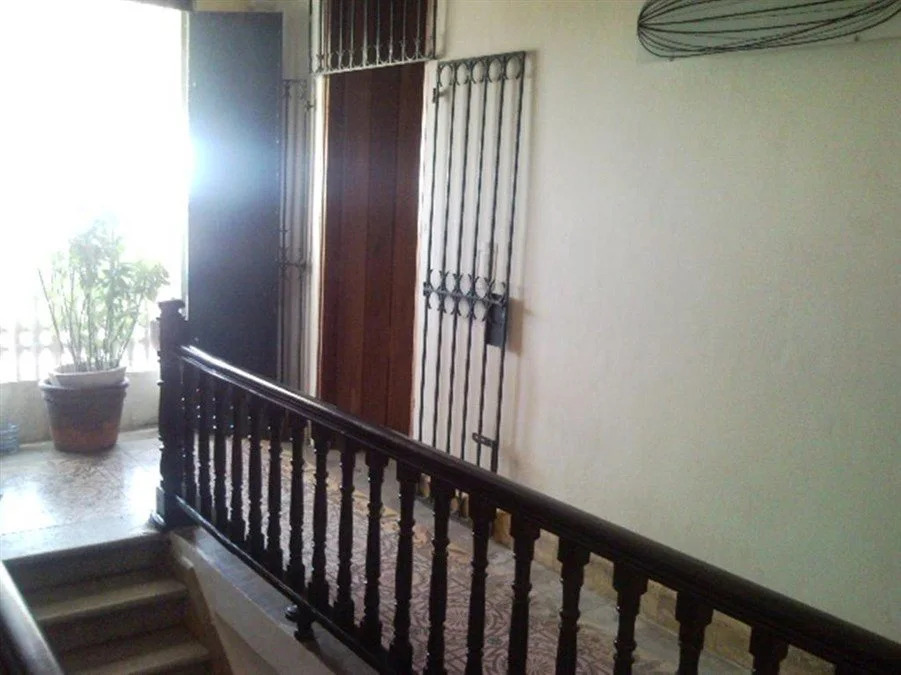 Esedeku House
