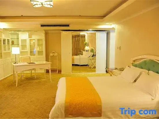 Wuji Hotel