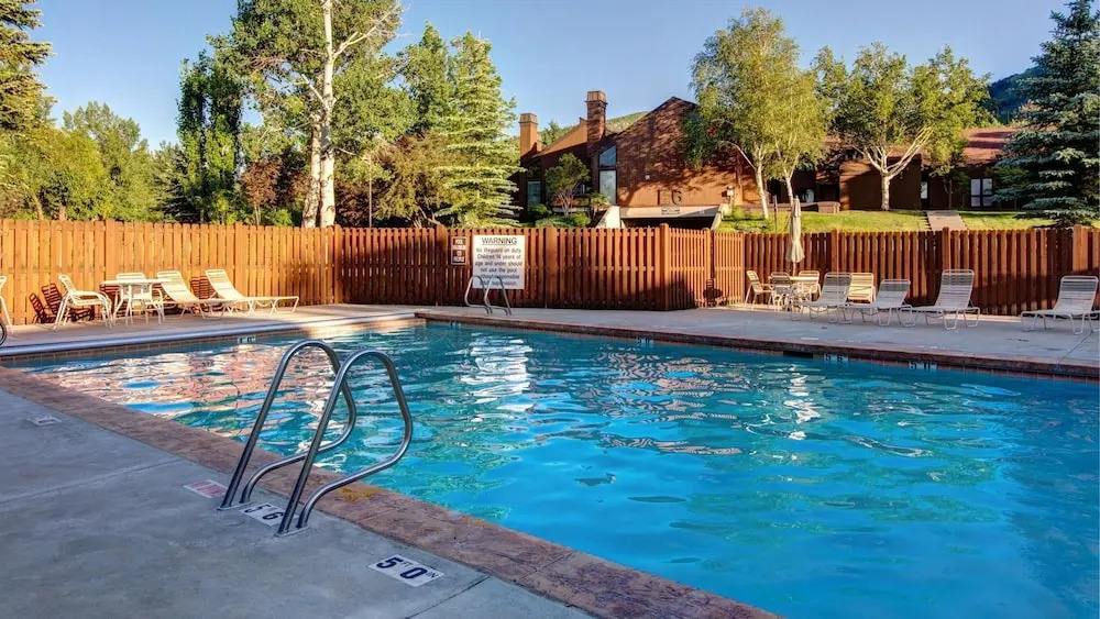 3 Kings Mountain Vista 2 Bedroom Home by RedAwning