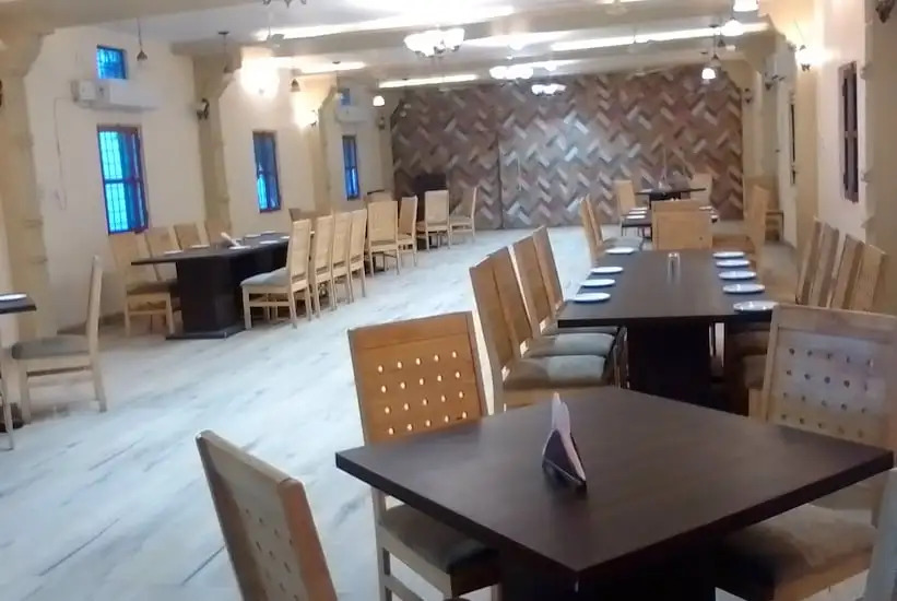 Rajasi Palace