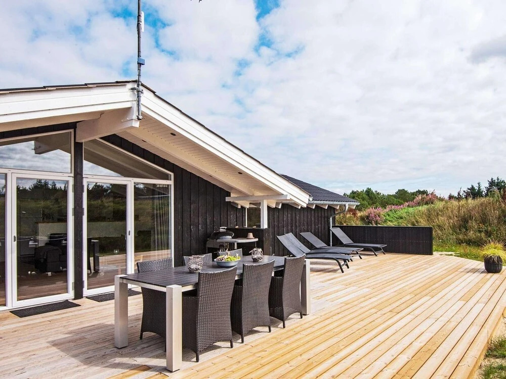 Nice Home In Hvide Sande With Sauna