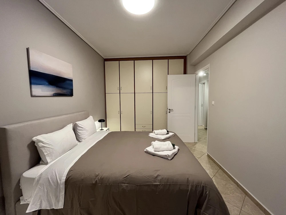 Hector Apartment Airport