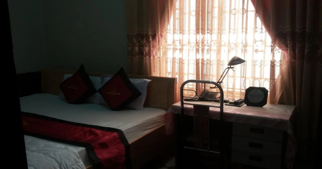Phung Hoang Hotel