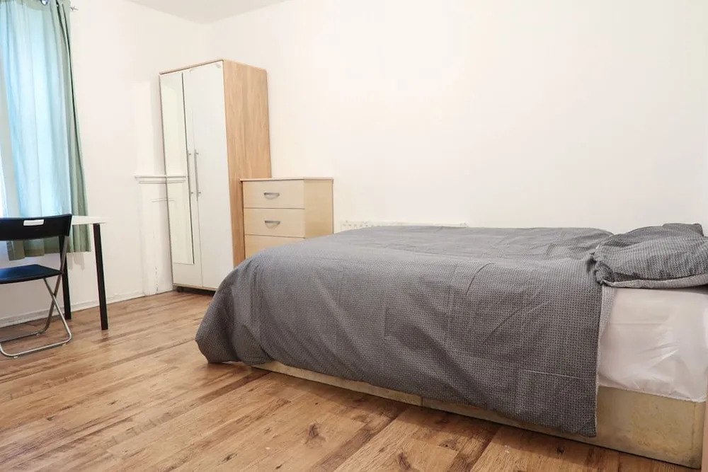 Bracken House - Deluxe Guest Room