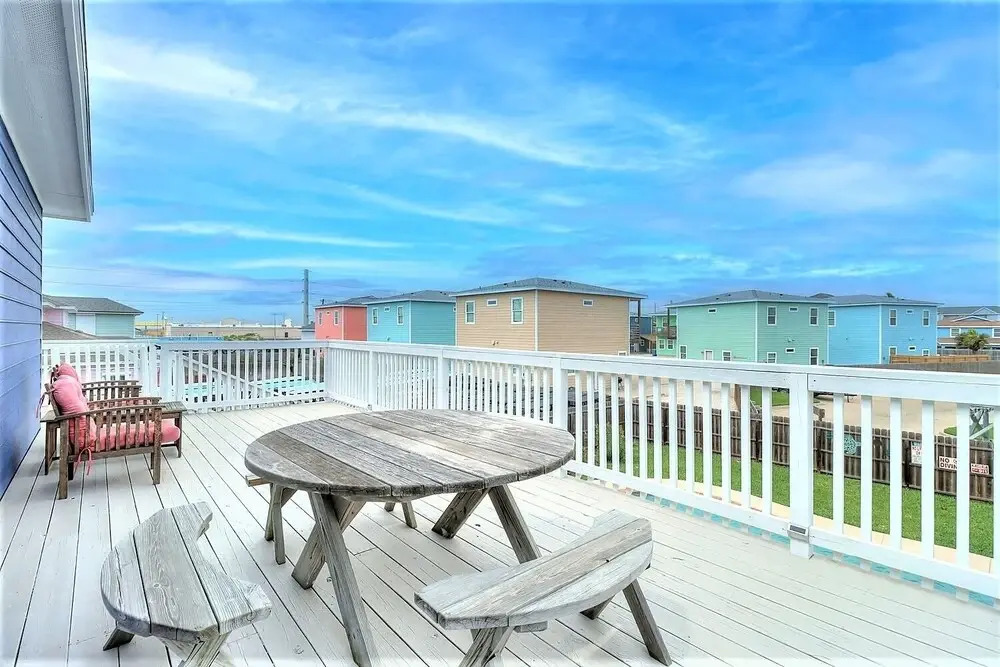 Leave of Absence - 4 Br Home