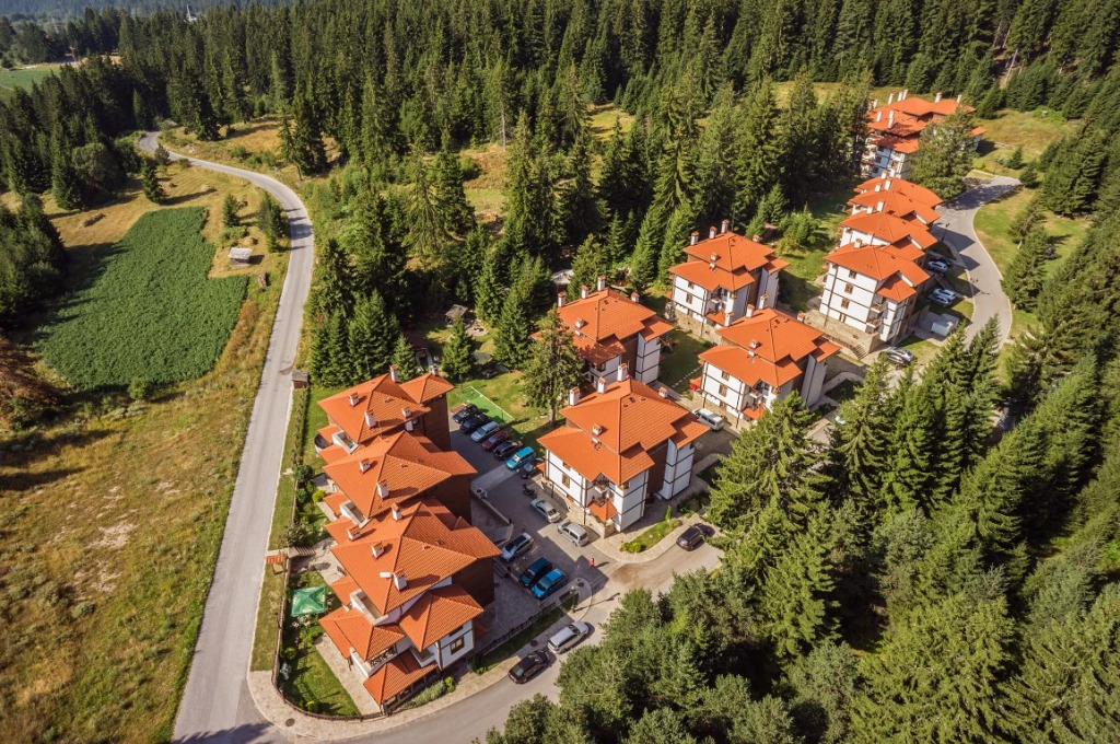 Mountain Lake Hotel
