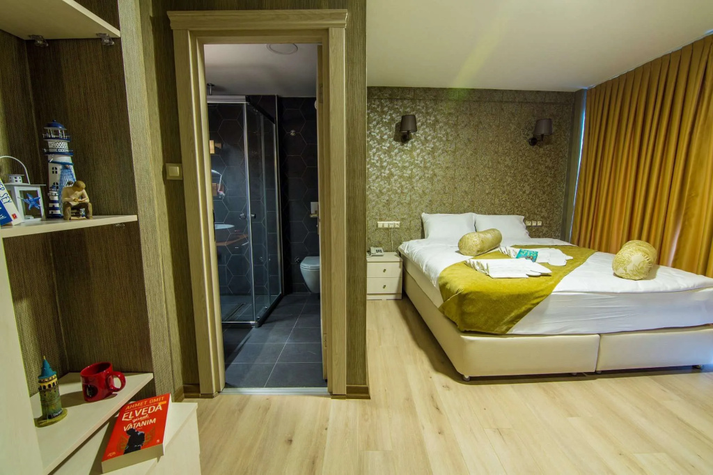 Kuzen Otel