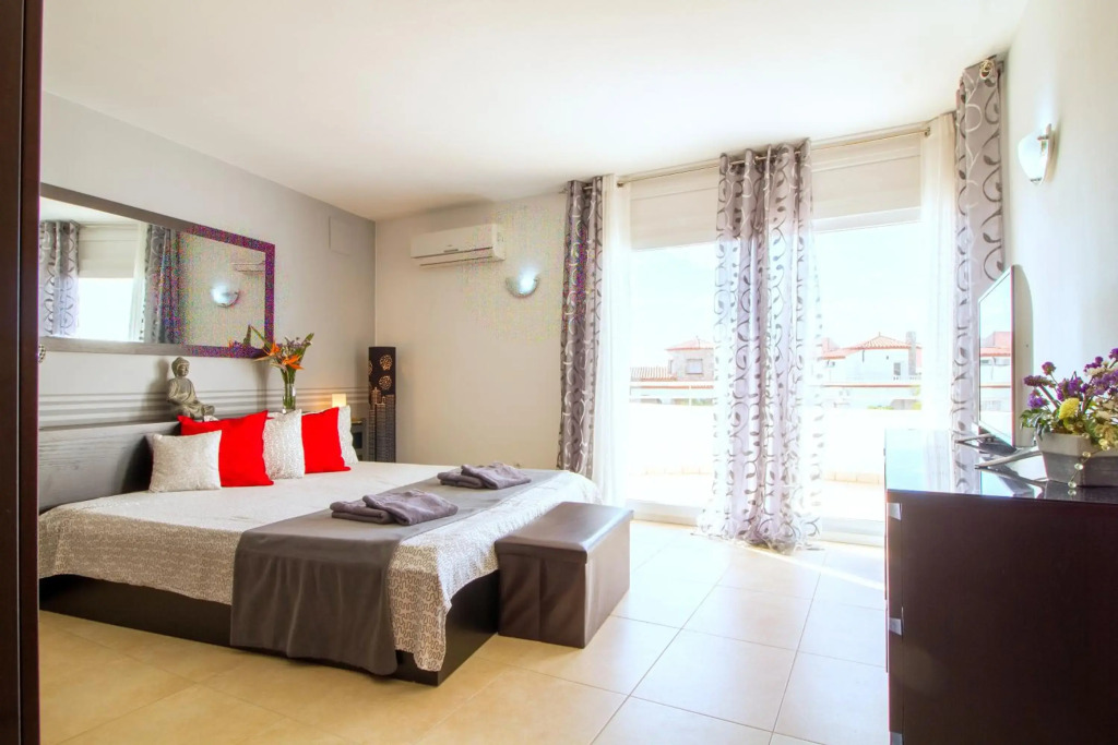 LEON INMO Luxusvilla Coral - 10190