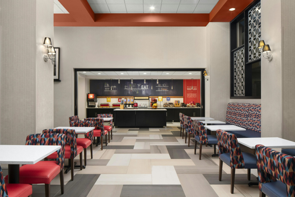 Hampton Inn Stafford/Quantico & Conference Center