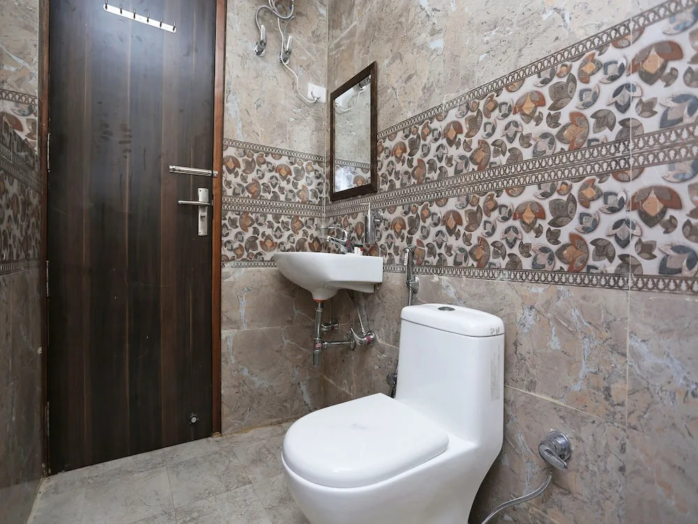 OYO 13115 Star Guest House