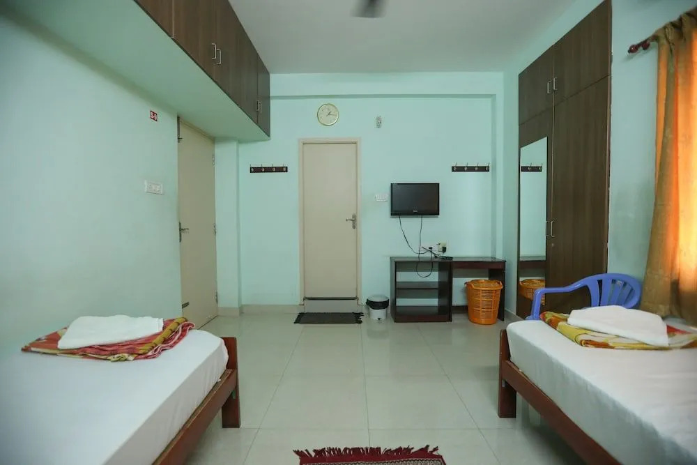 ULO Saicharan Comfort Inn