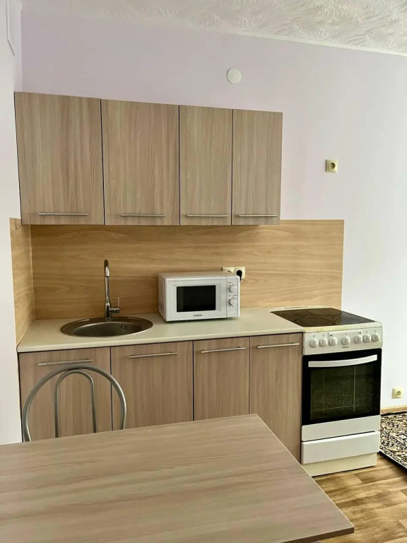 Домашняя на улице Стройотрядовская 12