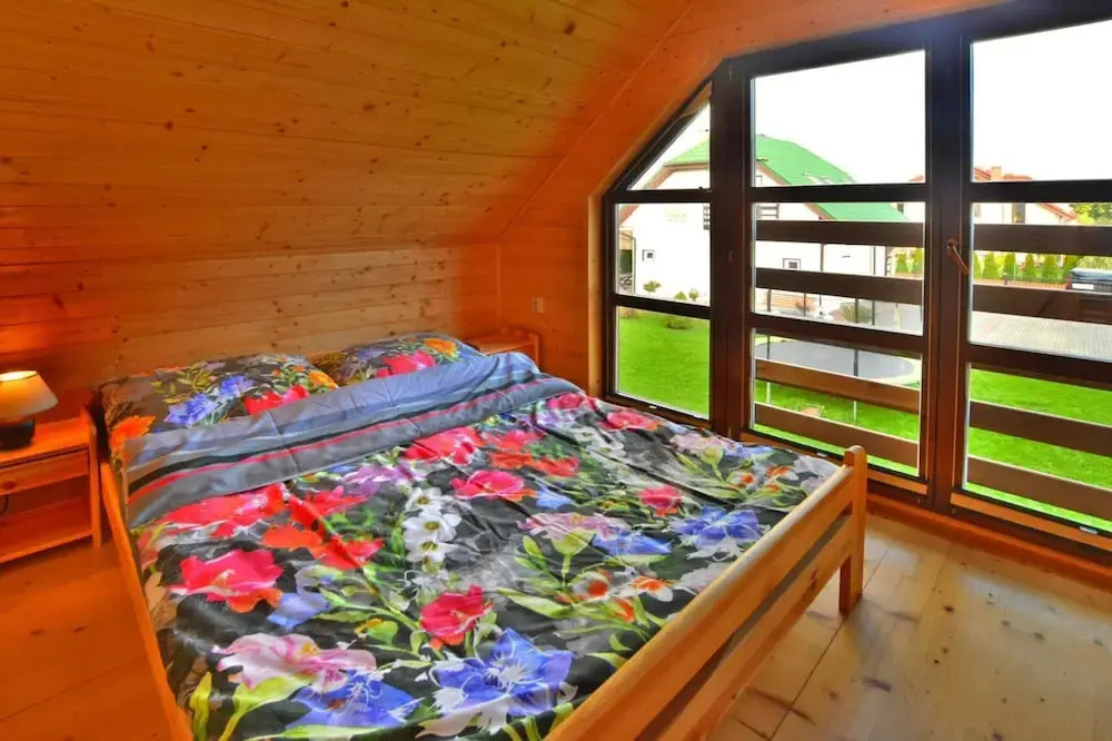 Comfortable wooden holiday homes near the beach