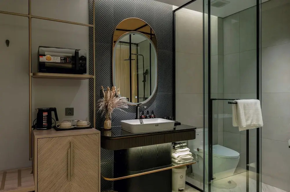 iRest Signature Ba Dinh Lakeside