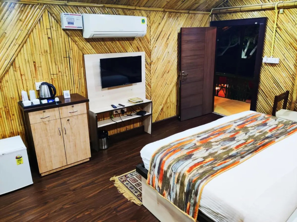 Hotel Bamboo Castle