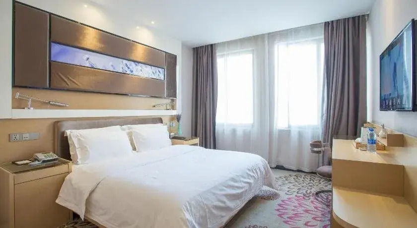 Lavande Hotel Wuhan Yellow Crane Tower
