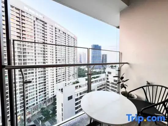 StayX Luxury Apartment near SECC