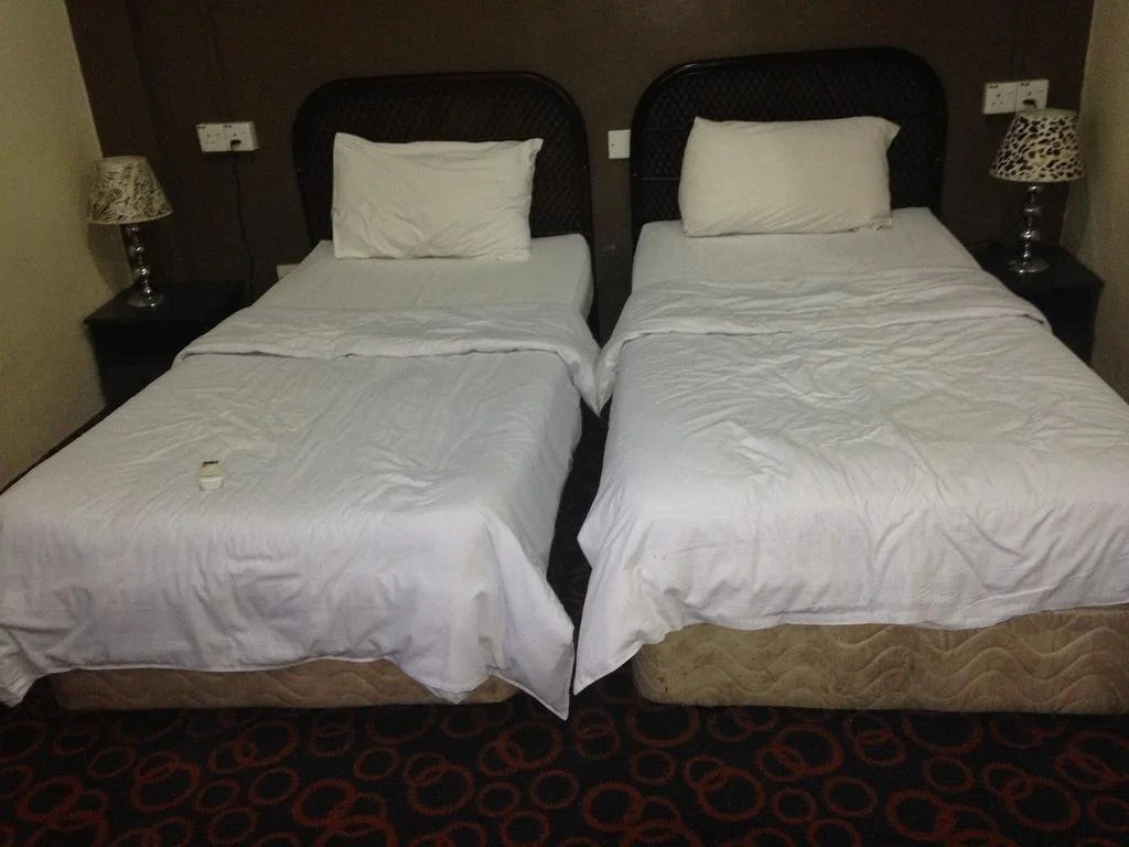 KISABEL Budget Hotel