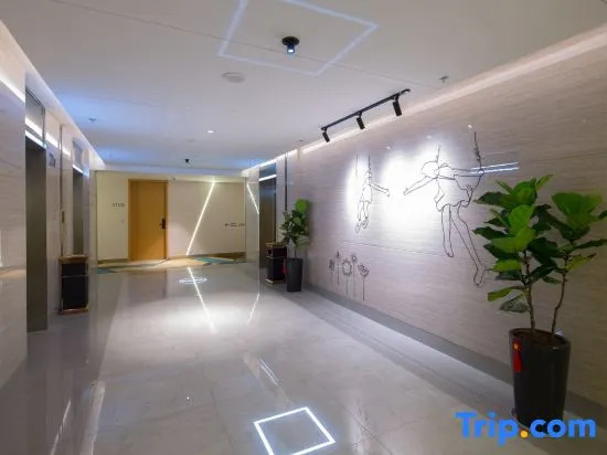 MiniMax Hotel Shishi