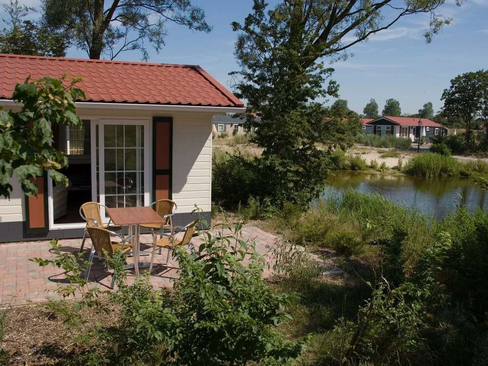 Nicely Decorated Chalet With two Bathrooms, Located on Texel