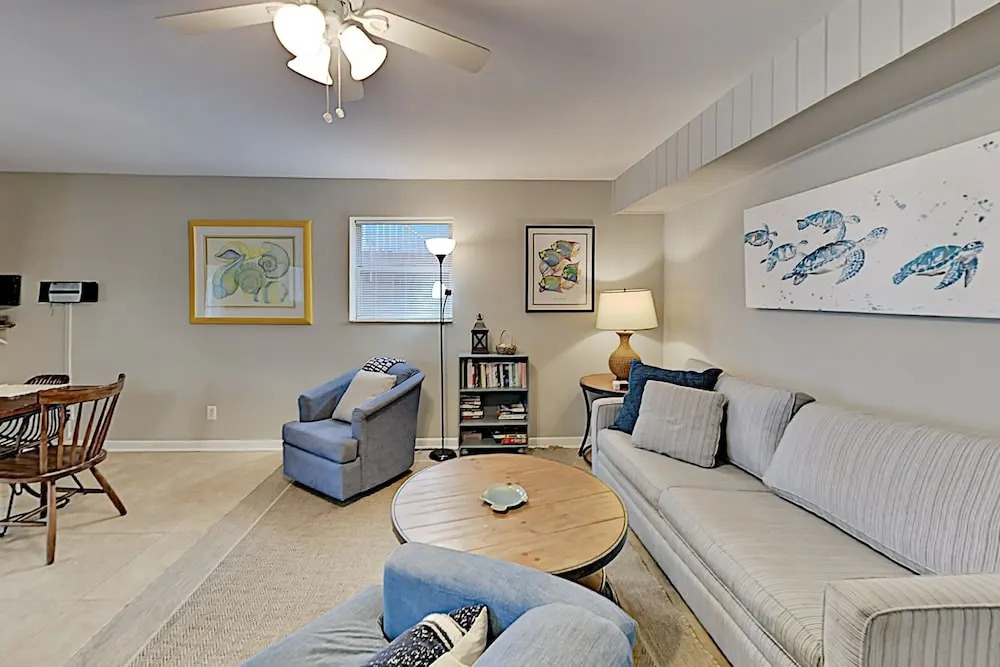 Steps To Beach! Sparkling , Fenced Backyard 2 Bedroom Duplex