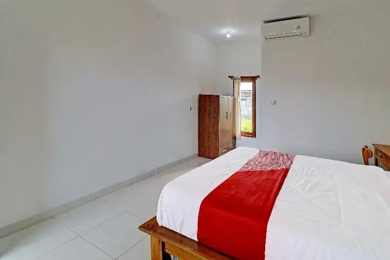 Oyo 91717 7 L Homestay