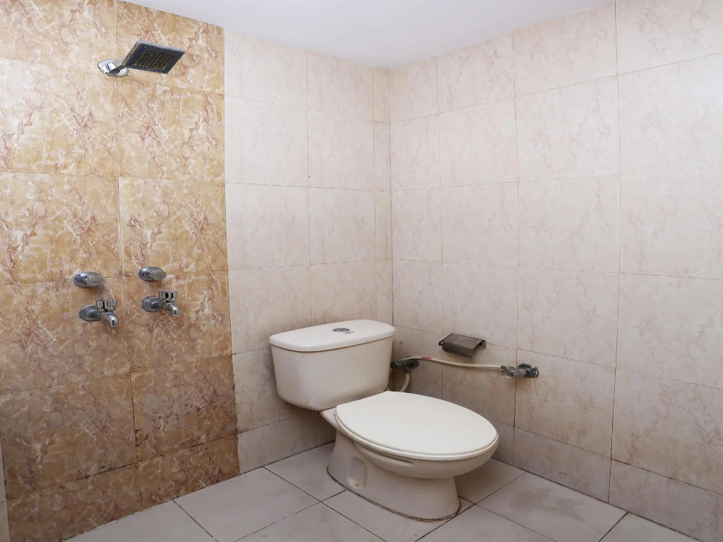 OYO 3919 Hotel Sai Dham