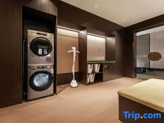Jingcadia Hotel (Shaoxing Shangyu Cao'e Li･Shisan Nong)