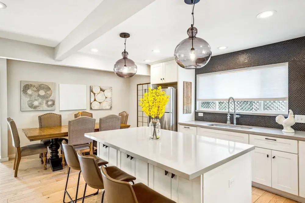 W/ Heated Pool & Hot Tub! 3br Napa Staycation Home 3 Bedroom Home by RedAwning