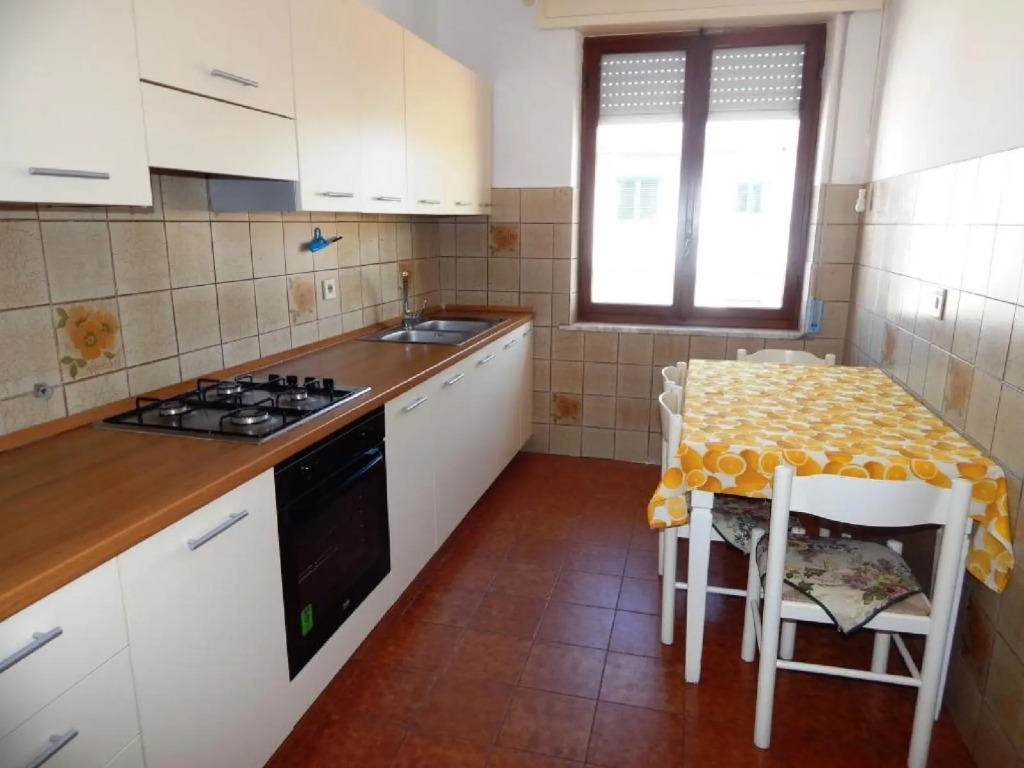 Gomez 1 - Two Bedroom