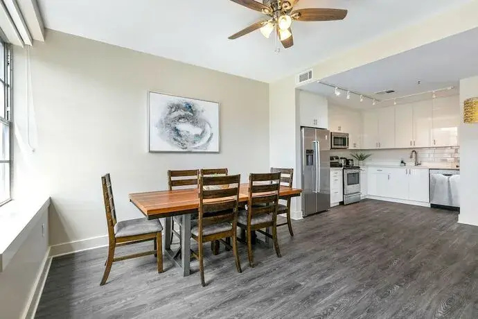 Spacious 4B Oasis steps from French Quarter - Your NOLA Dream Awaits