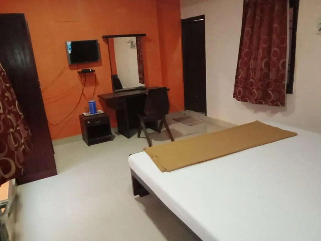 Delmon Residency