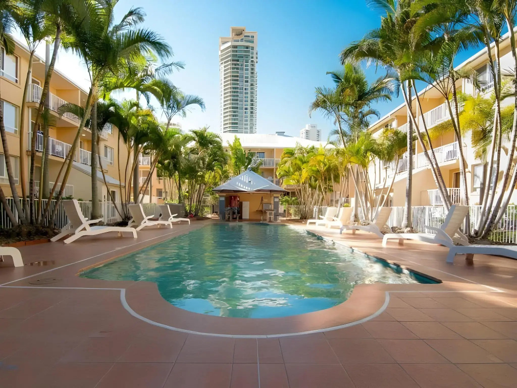 Bay Lodge Apartments