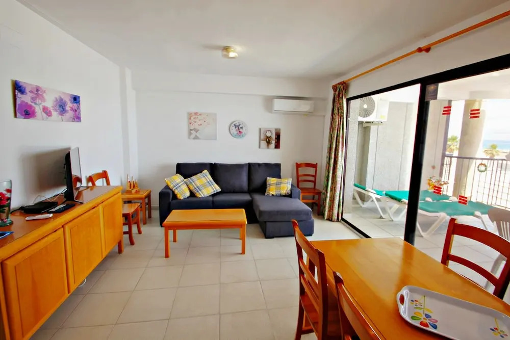 Ines-1 - Ocean front apartment in Calpe
