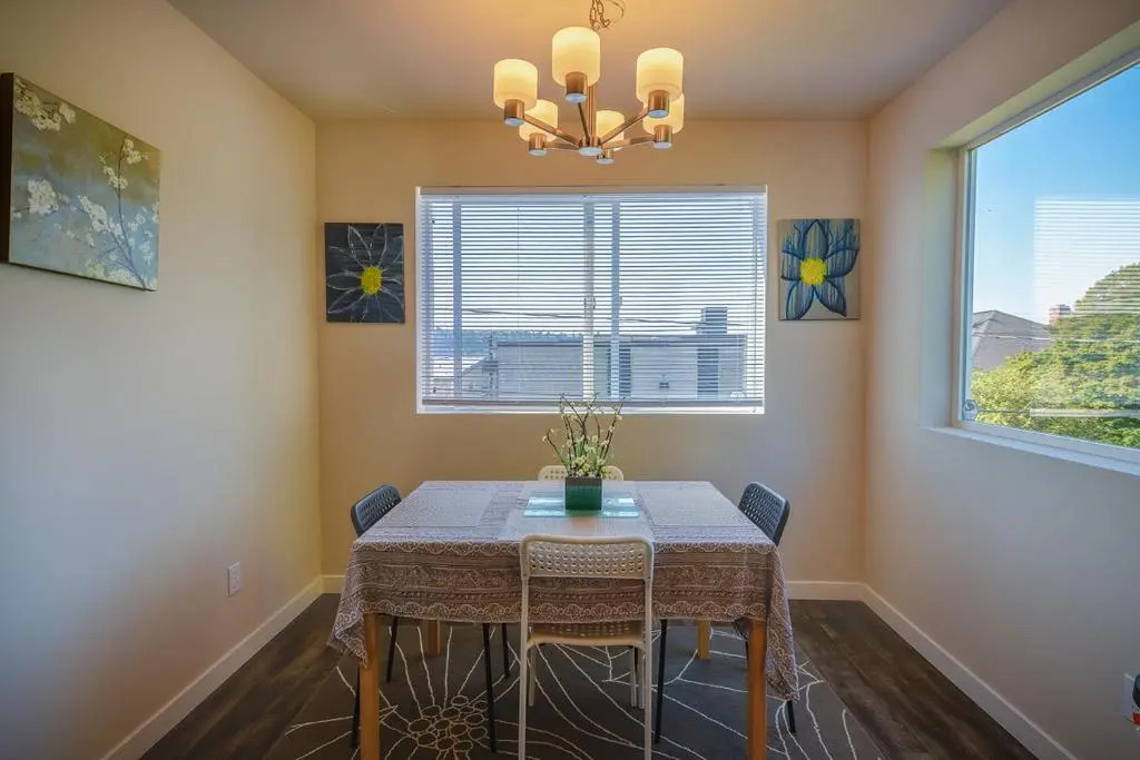 A View Home at Eastlake