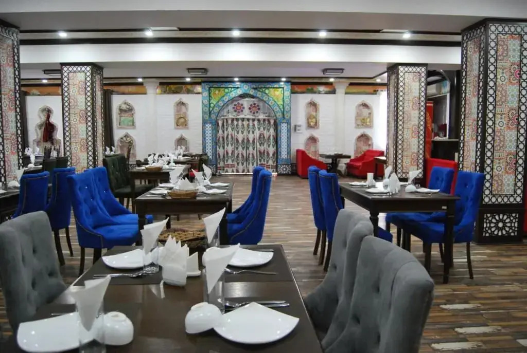 Отель Kesh Palace