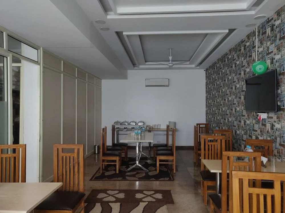 Hotel SAAR Prime