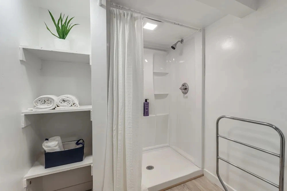 Walk to La Mesa Village: Apt w/ Private Patio