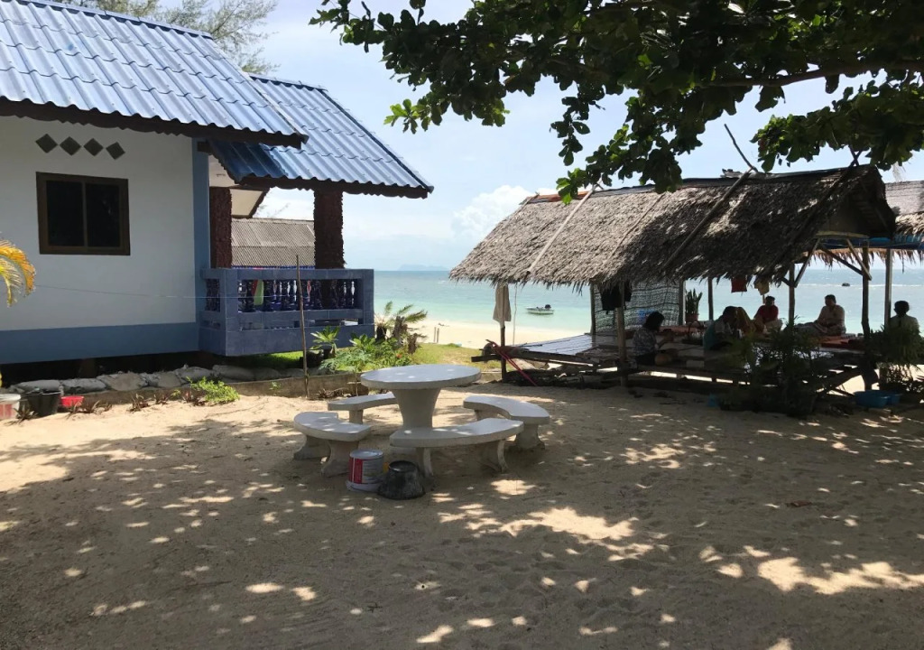 No Name Bungalow Haad Yao