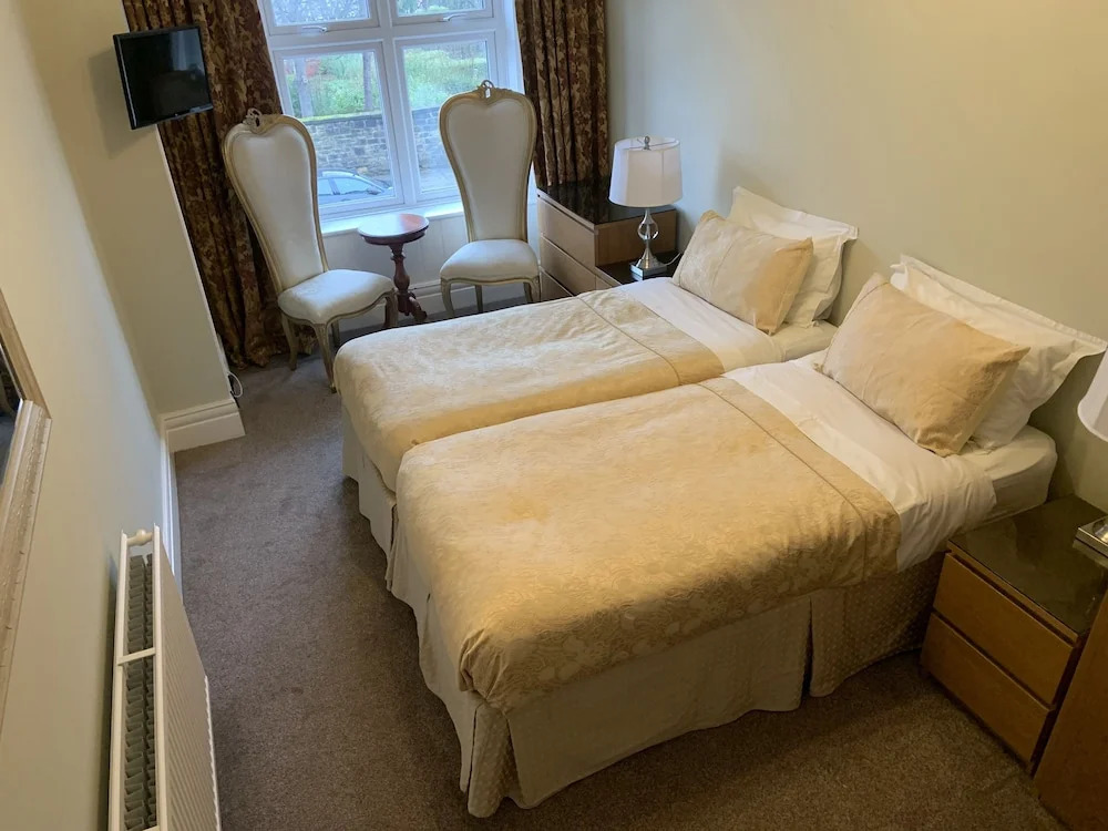 Entire Seaside Home, Sleeps 8, All en-suite rooms
