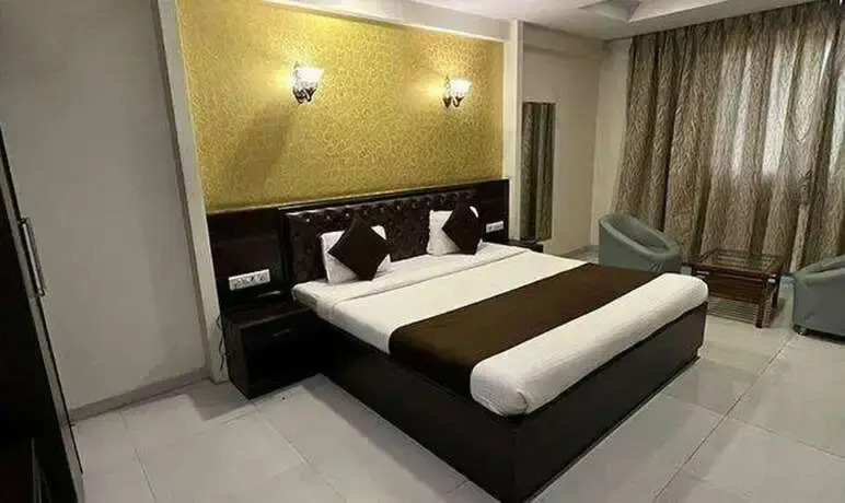 Fabhotel Shivam I