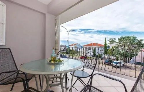 One-Bedroom Apartment in Dramalj X