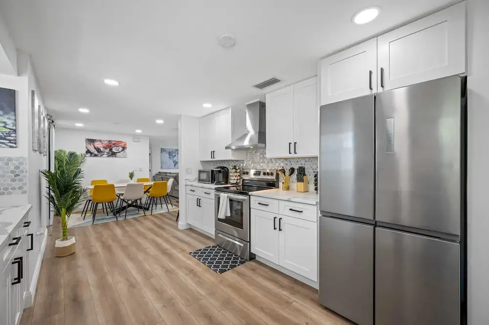 Paradise Haven- Amazing 4BR Oasis With Pool
