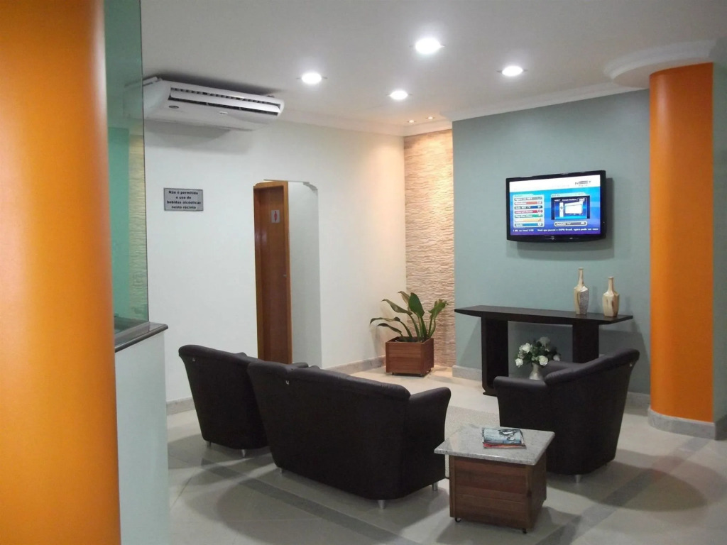 Lord Hotel Camburi