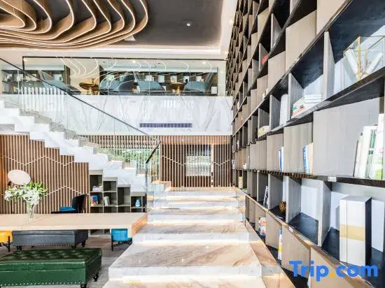 Youcheng Hotel (Liuzhou High-Speed Railway Station Ma'anshan Park)