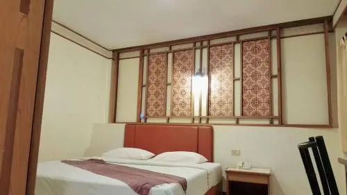 Sawasdipong Hotel