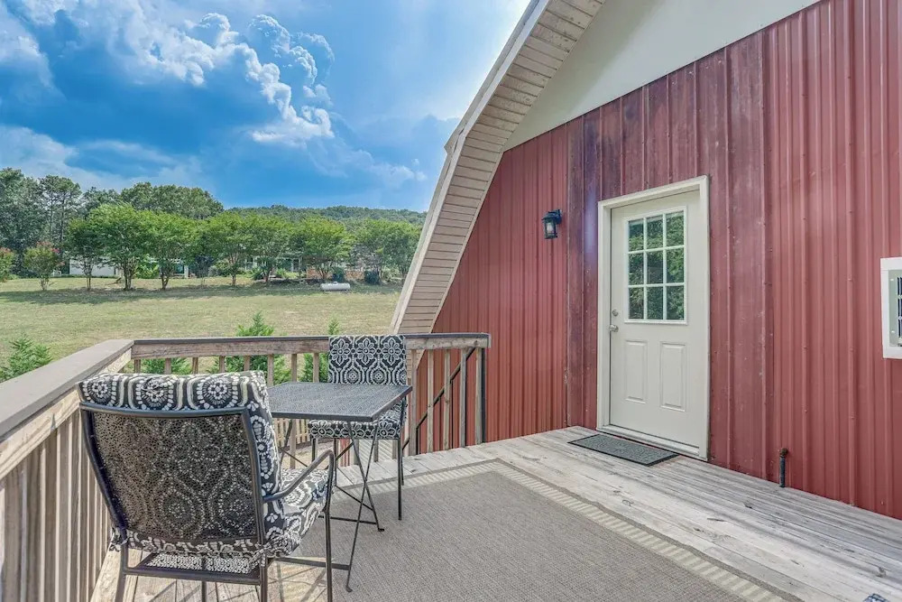 Lake Allatoona Area Studio w/ 2 Decks & Farm Views