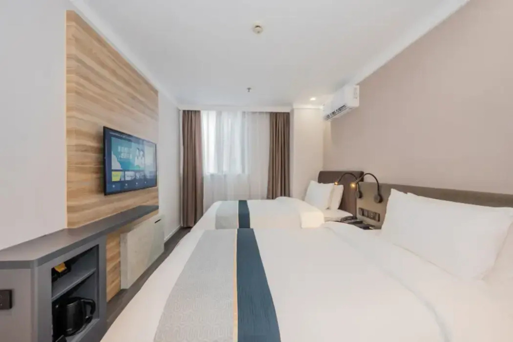 Home Inn Selected (Shanghai New International Expo Center, Guanglan Road Metro Station)