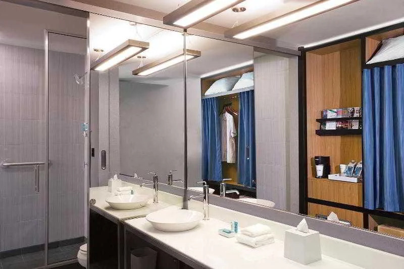 Aloft by Marriott Phoenix-Airport